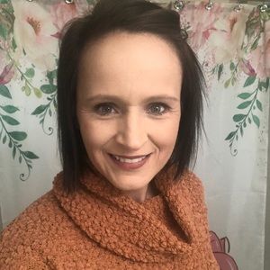 Meet your Posher, Stefanie